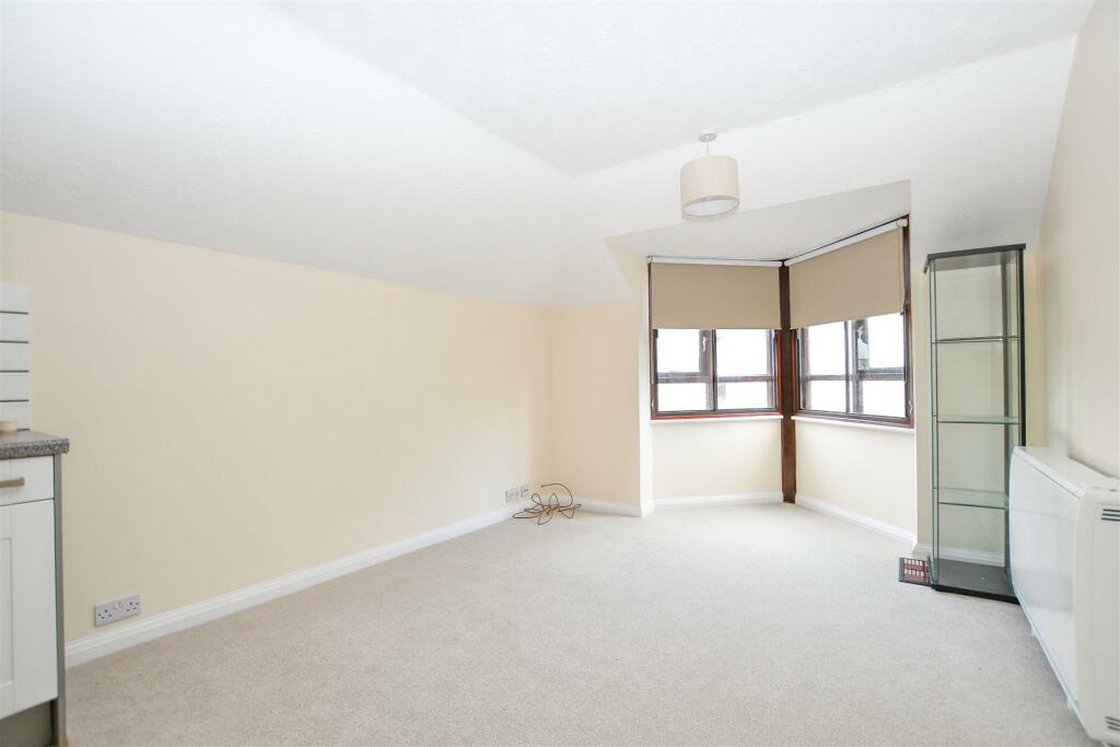 Additional image 10 of Brooklands Court, St Albans