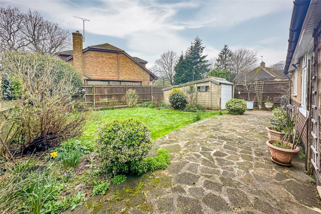 Additional image 14 of Spooners Drive, Park Street, St. Albans, Hertfordshire, AL2