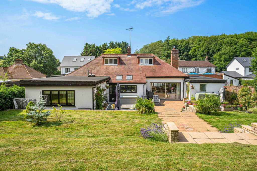 Additional image 38 of Codicote Road, Welwyn, AL6