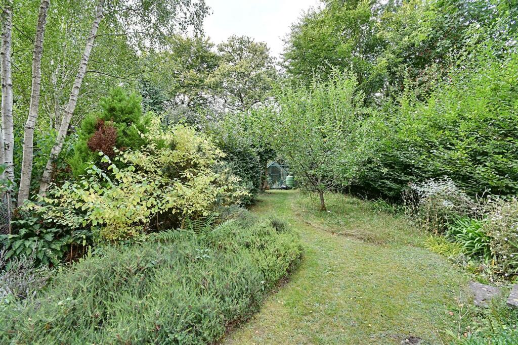 Additional image 28 of Orchard Road, Tewin