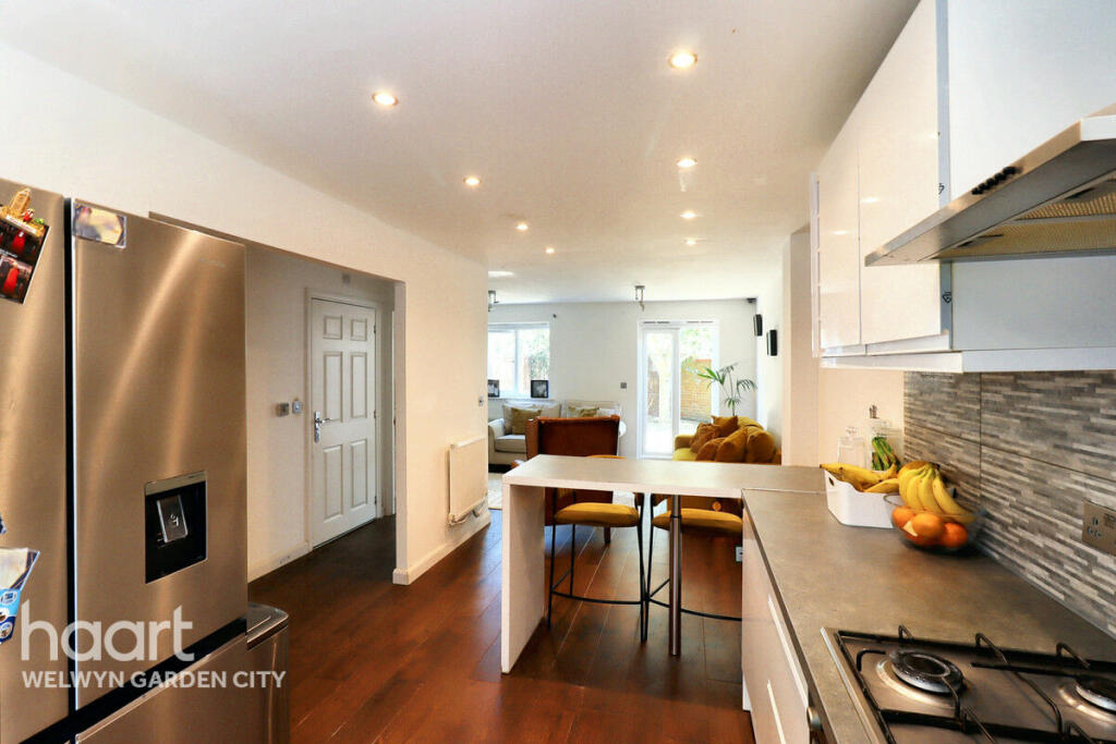 Additional image 5 of Eddington Crescent, Welwyn Garden City