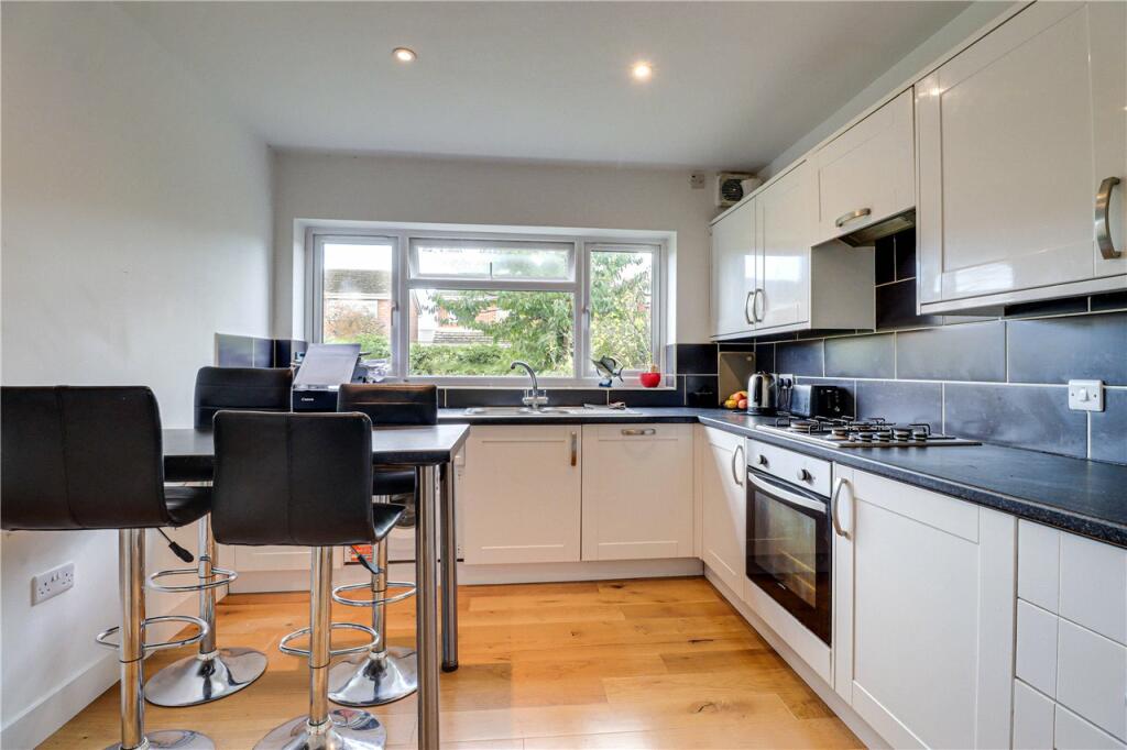 Additional image 7 of Dubrae Close, St. Albans, Hertfordshire, AL3