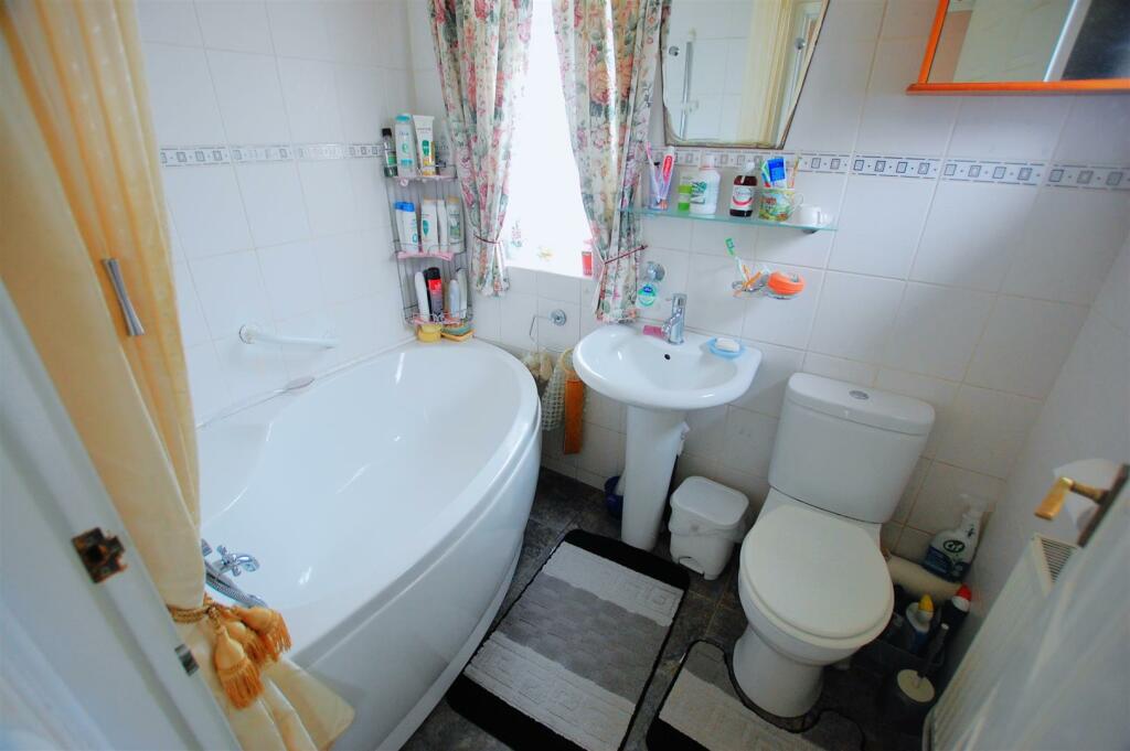 Additional image 16 of Heathcote Avenue, Hatfield