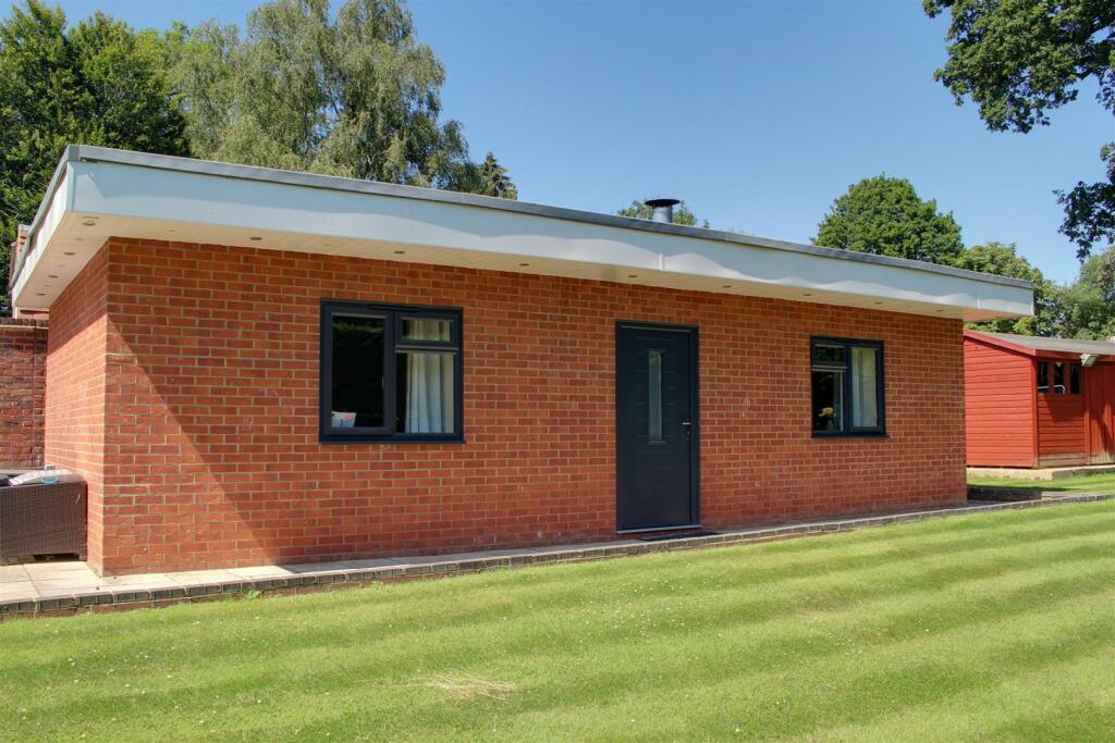 Additional image 20 of Mymms Drive, Brookmans Park