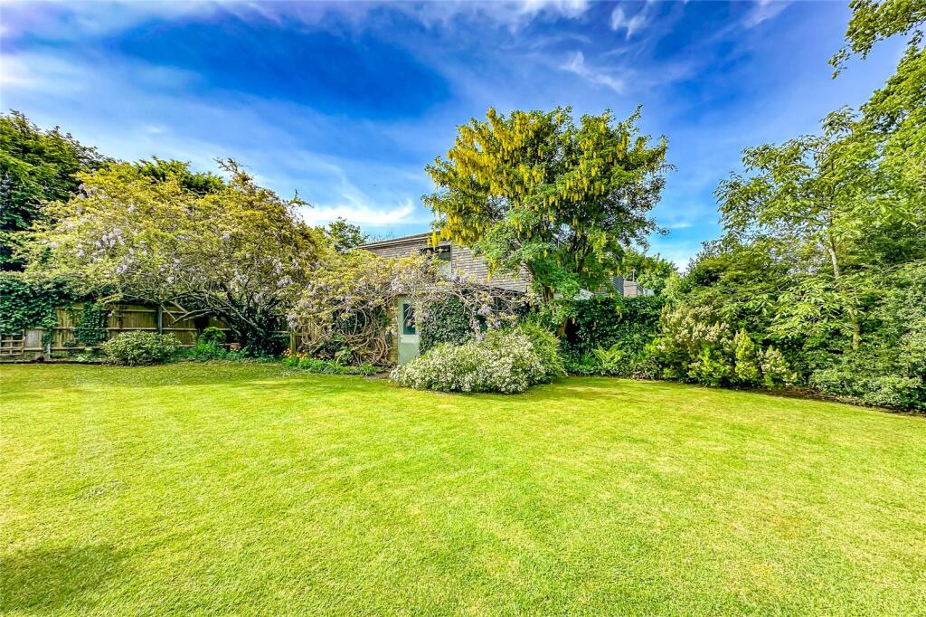 Additional image 15 of Townsend Drive, St. Albans, Hertfordshire, AL3