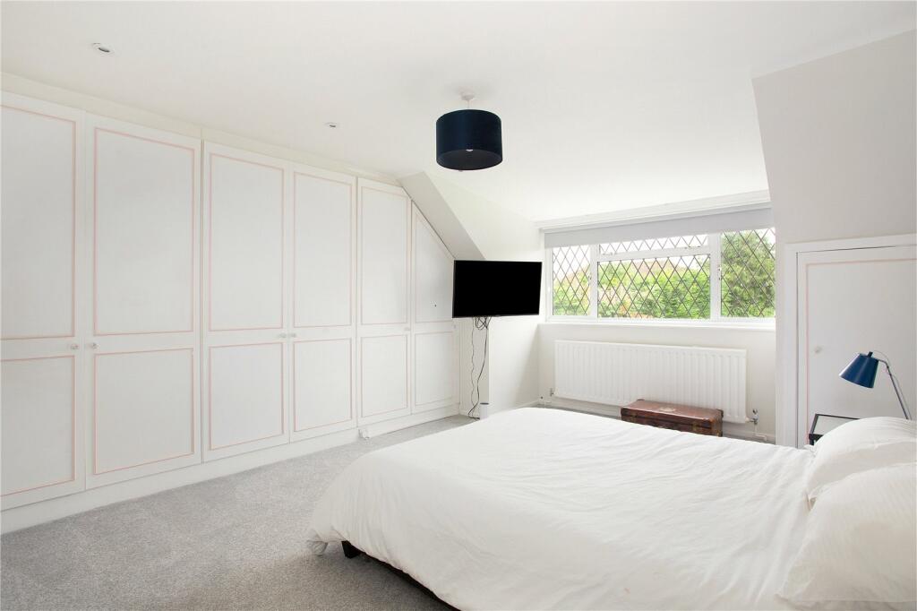 Additional image 9 of Oakfield Road, Harpenden, Hertfordshire, AL5