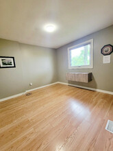 Additional image 4 of 4364 Yonge St