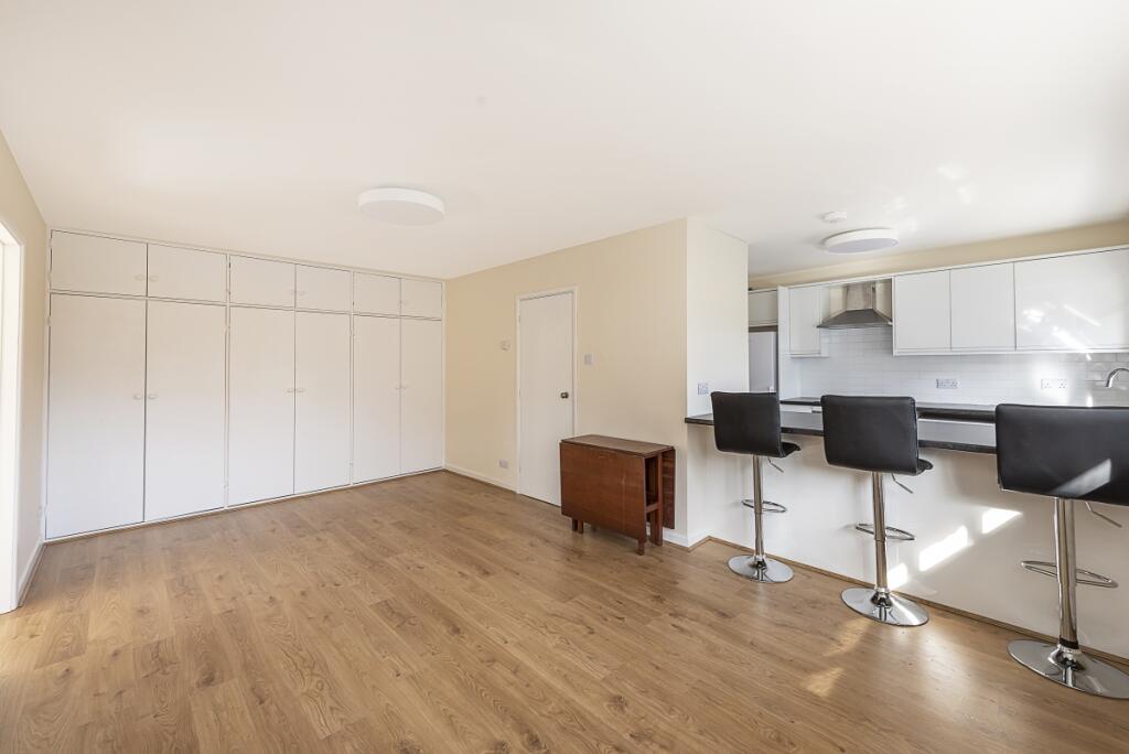 Additional image 6 of Wheathampstead Road Harpenden AL5