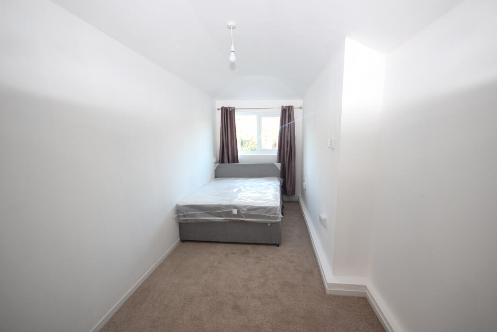 Additional image 6 of edwards close, st albabs