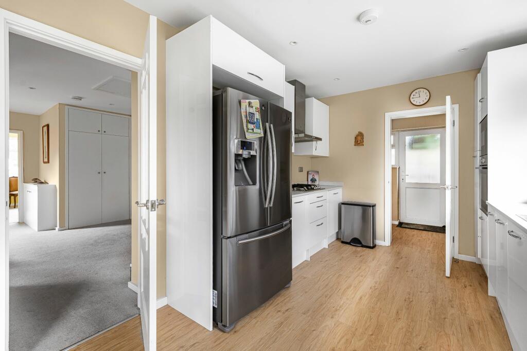 Additional image 9 of Moffats Close, Brookmans Park, AL9