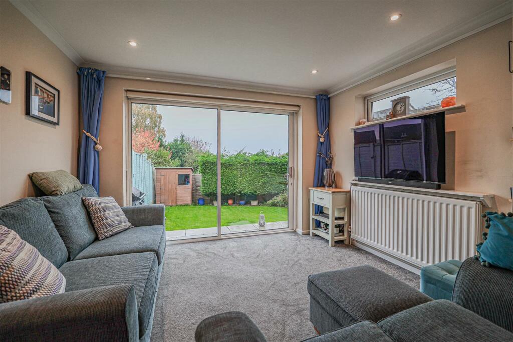 Additional image 2 of Broadstone Road, Harpenden, AL5