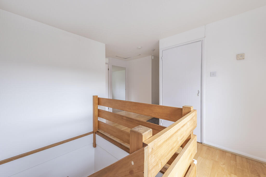 Additional image 7 of Grovelands, Park Street, St. Albans, Hertfordshire, AL2