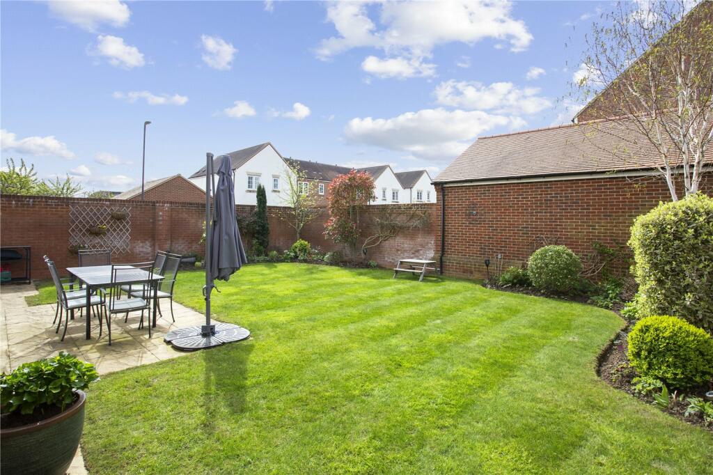 Additional image 15 of Mortimer Crescent, Kings Park, St. Albans, AL3