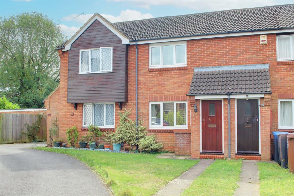 Primary image of Vincenzo Close, Welham Green