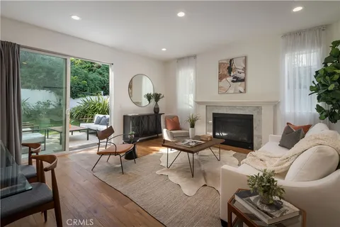 5874 W 76th Street, Los Angeles, CA 90045