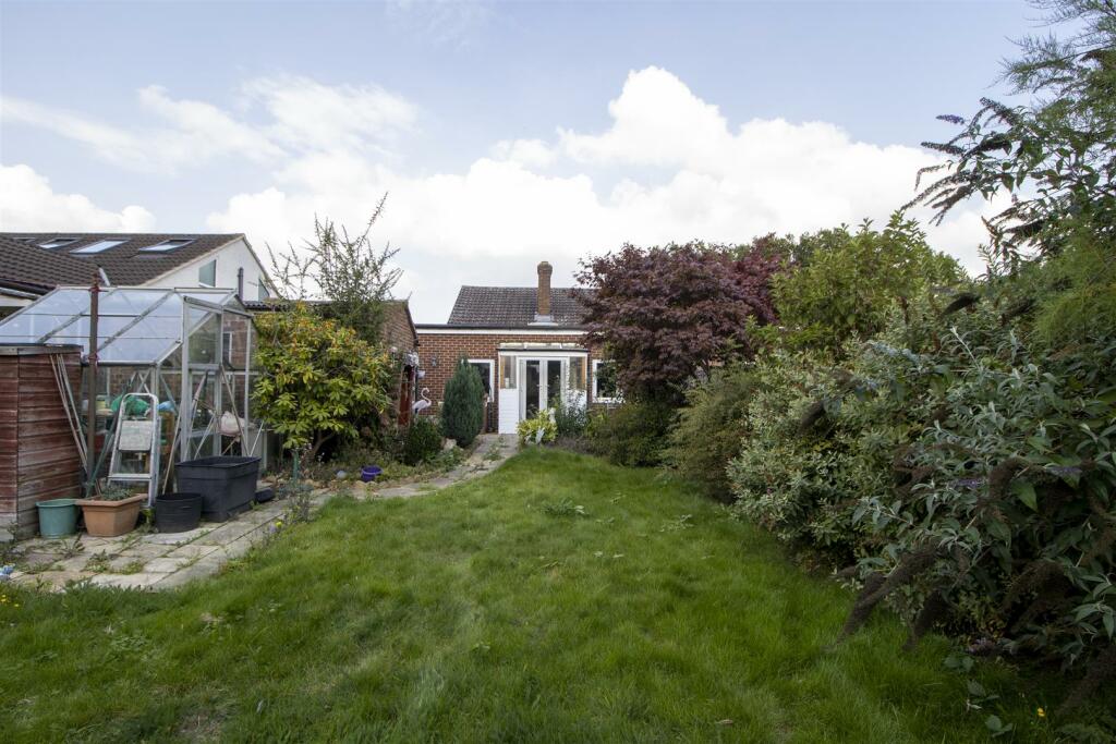 Additional image 16 of Pooleys Lane, Welham Green