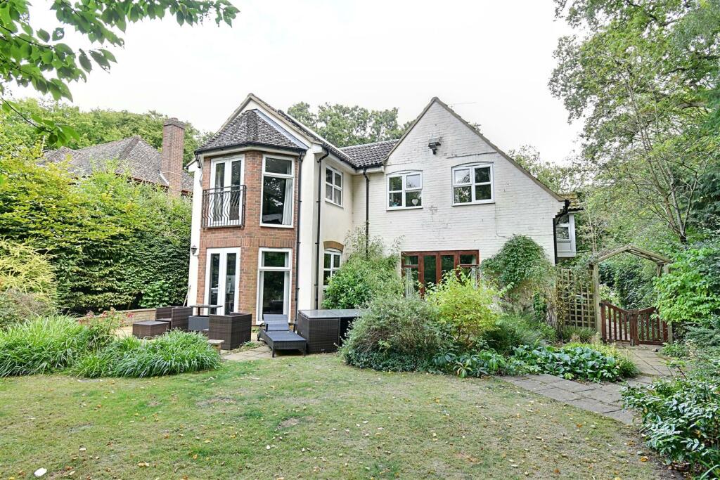 Additional image 25 of Orchard Road, Tewin