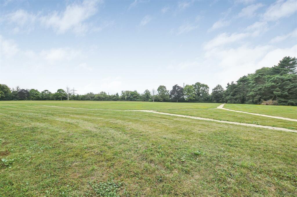 Additional image 13 of Redland Way, Bricket Wood, St Albans