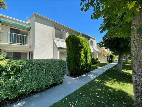 18514 Mayall Street Unit H, Northridge, CA 91324