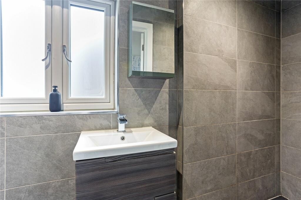 Additional image 16 of Coldharbour Lane, Harpenden, Hertfordshire, AL5