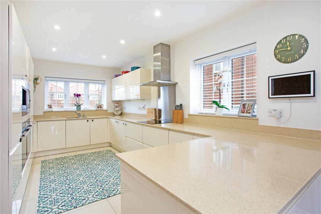 Additional image 5 of Mortimer Crescent, Kings Park, St. Albans, AL3