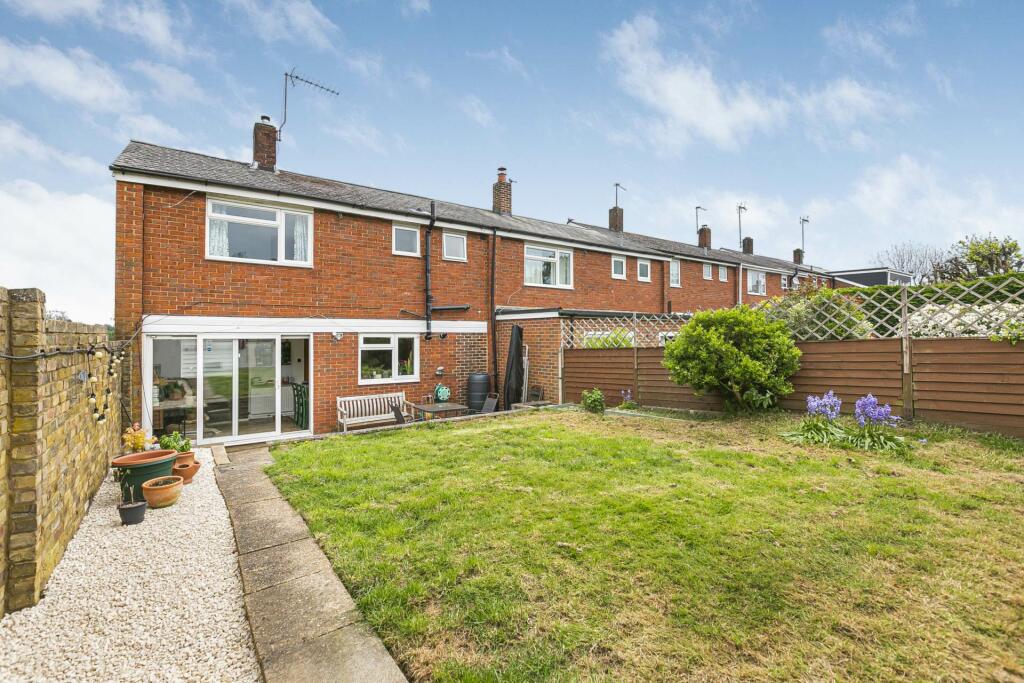 Additional image 16 of Falcon Close, Hatfield