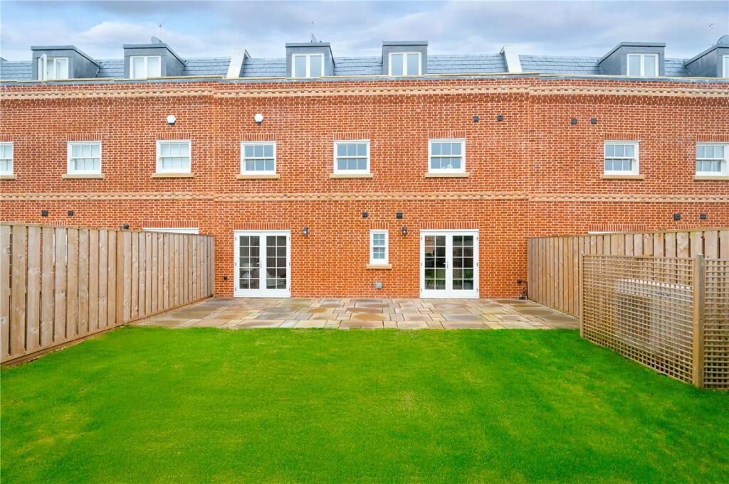 Additional image 9 of Bowgate Mews, St. Peters Close, St. Albans, Hertfordshire