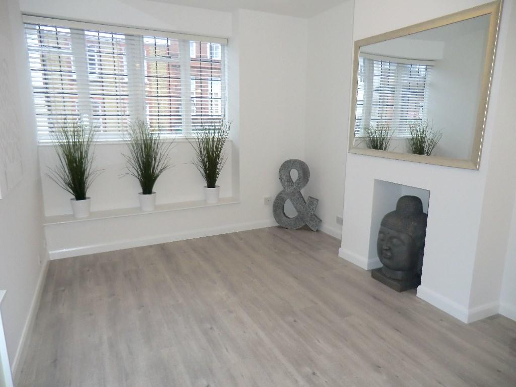 Additional image 12 of Chequer Street, St. Albans, Hertfordshire, AL1 3YJ