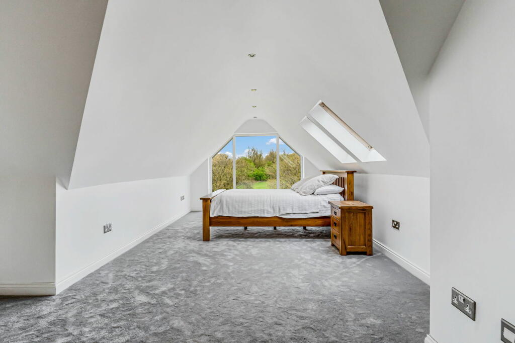 Additional image 31 of Reynards Road, Welwyn, AL6