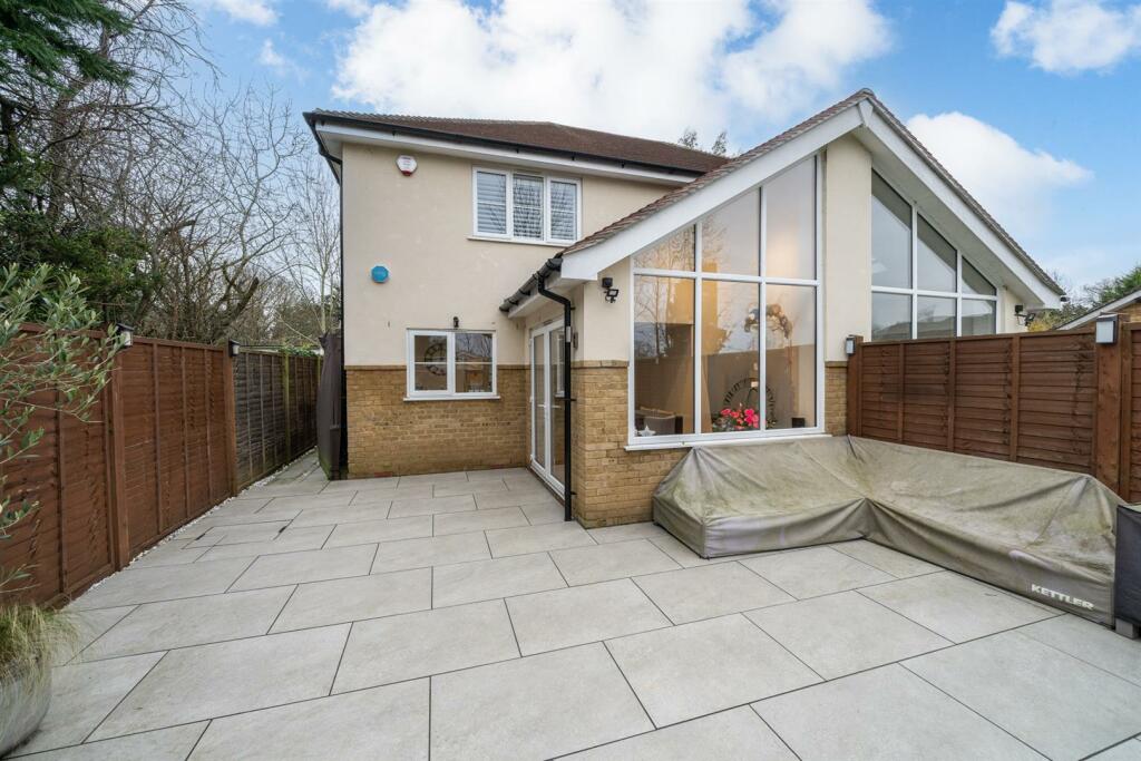 Additional image 24 of Driftwood Avenue, St Albans