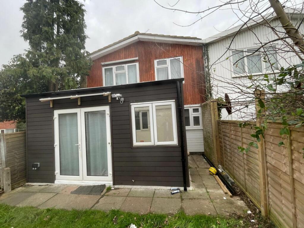 Additional image 3 of Briars Close, Hatfield