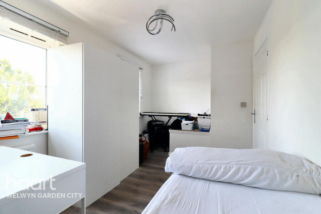 Additional image 9 of Eddington Crescent, Welwyn Garden City