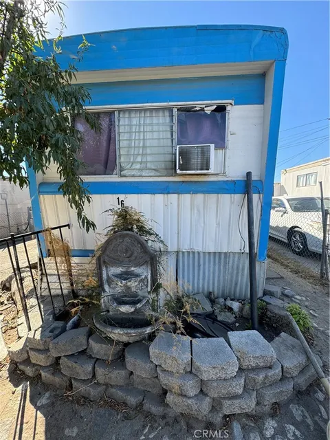 2250 Darby Unit 16, San Bernardino, CA 92407