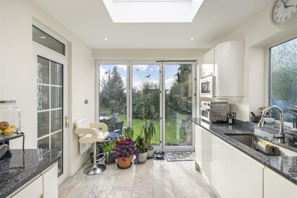 Additional image 6 of Westland Drive, Brookmans Park