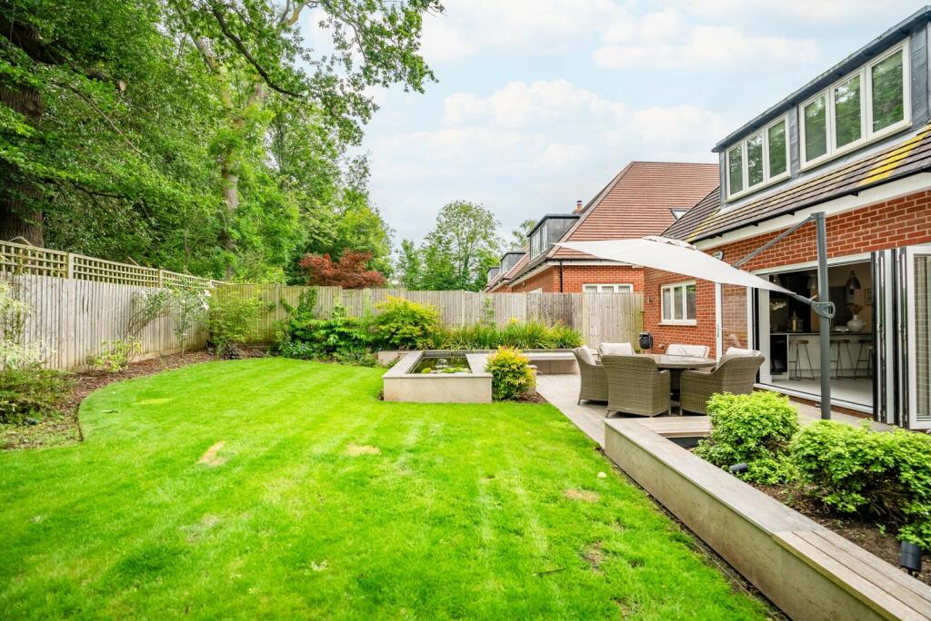 Additional image 21 of The Kestrels, Bucknalls Drive, Bricket Wood, St. Albans, AL2