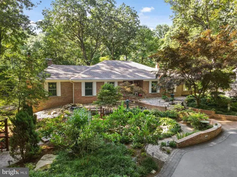 301 Corner Ketch Road, Downingtown, PA 19335