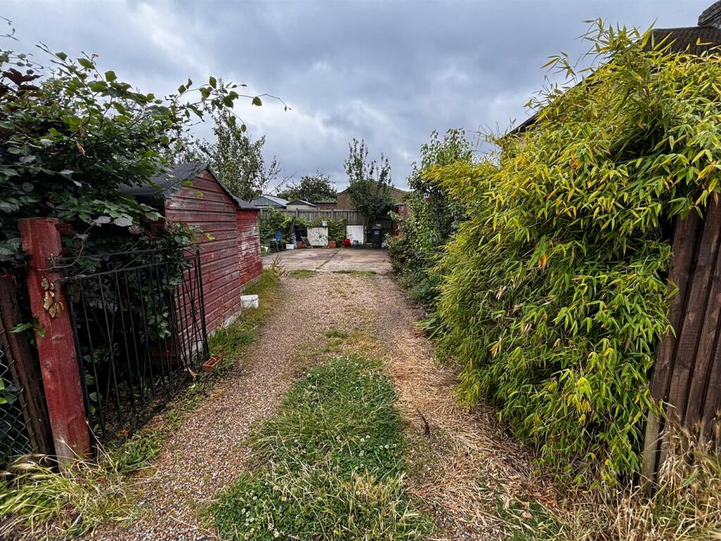 Additional image 14 of Homestead Road, Hatfield