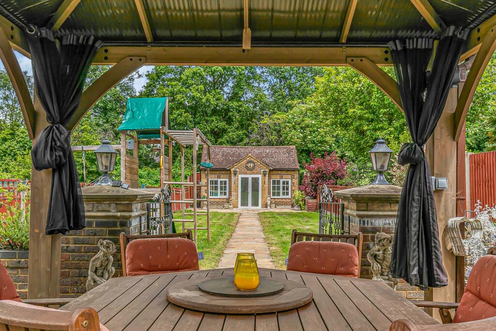 Additional image 8 of Hedley Road, St Albans, AL1