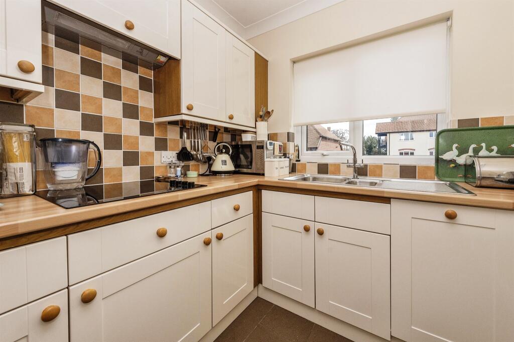 Additional image 18 of Batchwood View, St. Albans