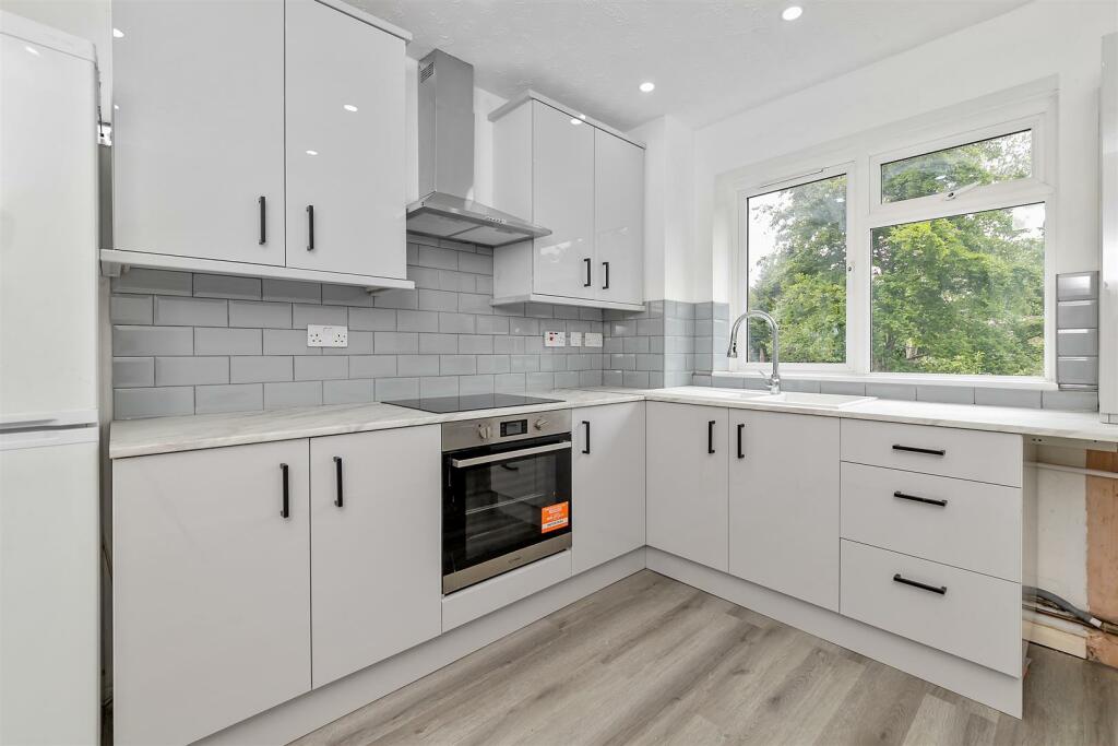 Additional image 2 of Flint Way, New Greens, St Albans, Hertfordshire