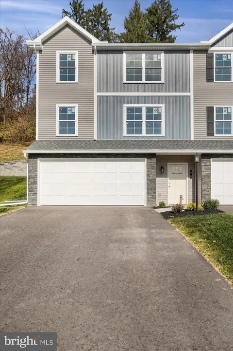 Primary image of 90 Limerick Lane, Selinsgrove, PA 17870