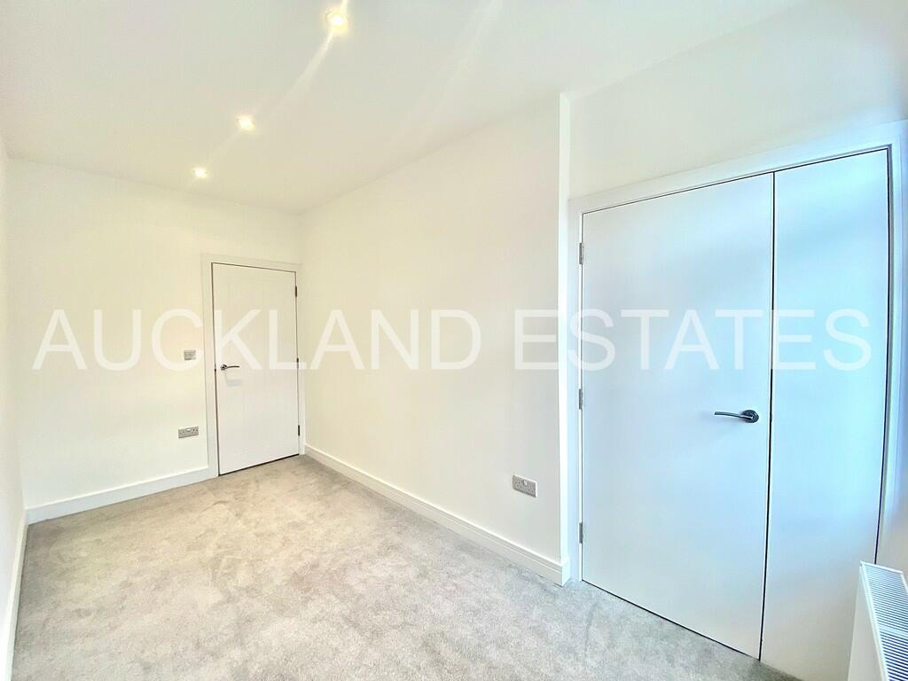 Additional image 8 of High Street, London Colney