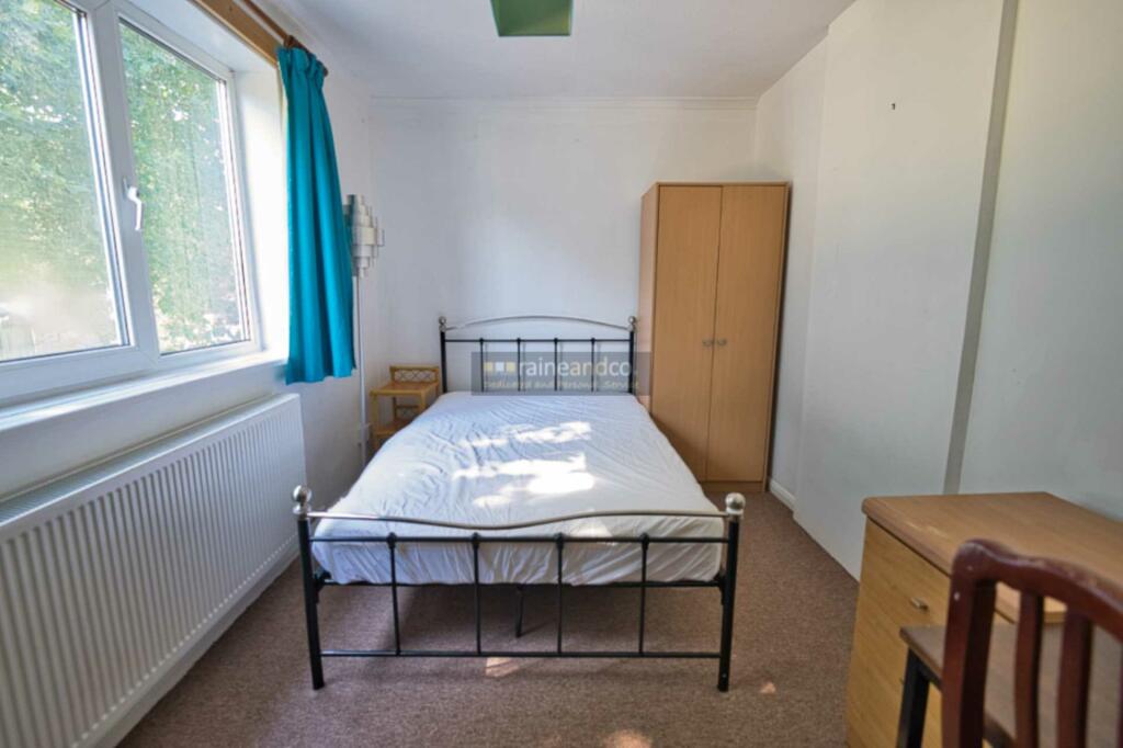 Additional image 9 of Link Walk, Hatfield