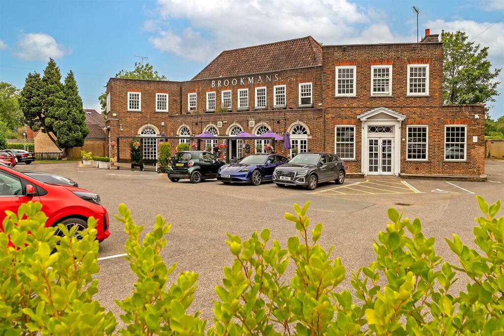 Additional image 37 of Brookmans Avenue, Brookmans Park