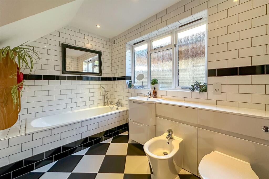 Additional image 8 of Lower Luton Road, Wheathampstead, St. Albans, Hertfordshire, AL4