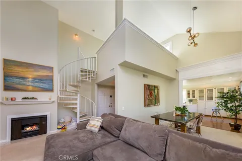 13220 Valleyheart Drive Unit 306, Studio City, CA 91604