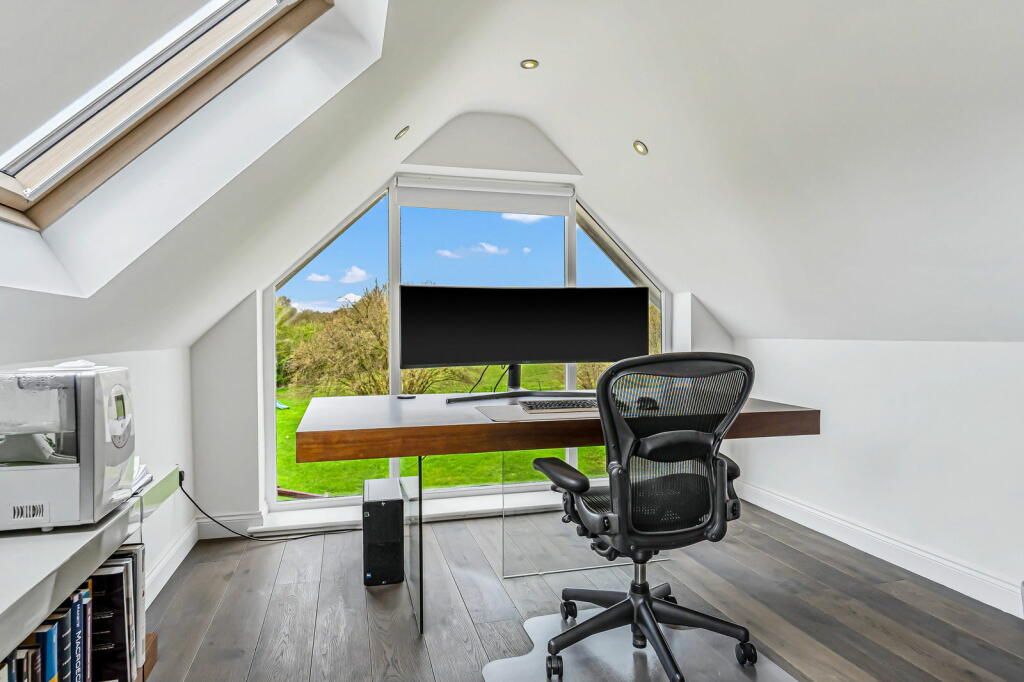 Additional image 30 of Reynards Road, Welwyn, AL6