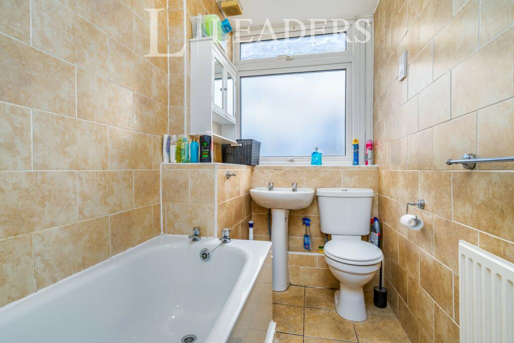 Additional image 6 of Wood Close