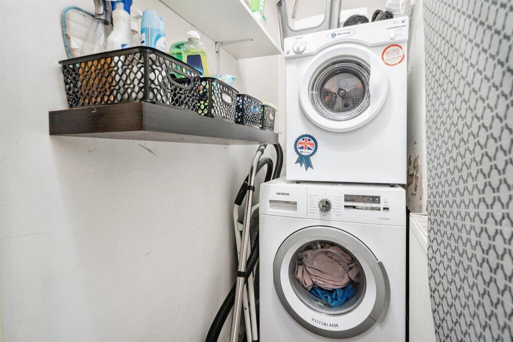 Additional image 4 of Gould Close, North Mymms, Hatfield