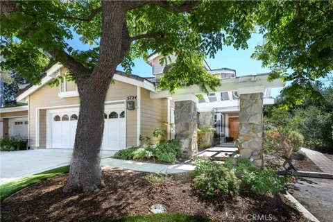 5724 Whispering Pines Circle, Thousand Oaks, CA 91362